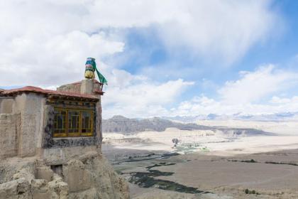 022年小年出生五行缺金的男孩起名推荐"