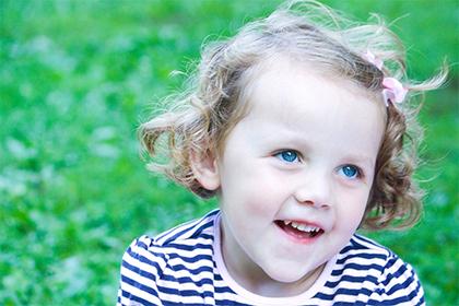 022年除夕出生八字喜火女孩名字寓意好的"