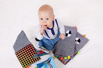 022年4月16日出生缺金火男孩名字大全免费"