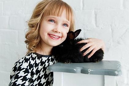 022年4月23日出生的五行缺金的女孩名字"