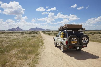 冬天出生五行缺火的宝宝取什么名字好