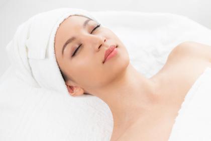 022年4月23日出生的五行缺金的女孩名字"