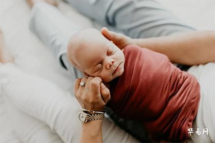 022年10月2日出生的男宝宝缺火取什么名字好听？"