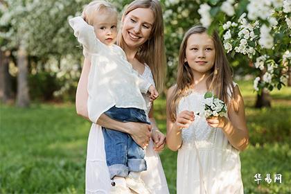 属虎宝宝8月份出生的优秀名字大全，表示聪颖的名字