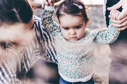 如何给一月份出生的属蛇的女宝宝取名字