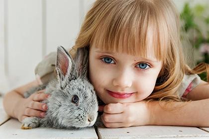 019年3月24号戌时出生的女孩应该起什么样的名字"