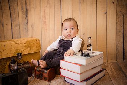 为晚上10点出生的属牛男孩取名字宜用什么字