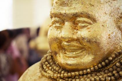 019年9月14号巳时出生的男孩如何起取个独特的名字，五行属什么"