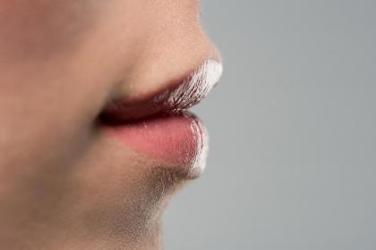 姓刘女孩取名字洋气点推荐！刘姓好名字推荐！