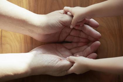 论如何给属鼠午时出生的男孩起名