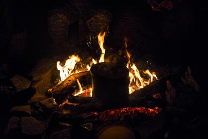 019年6月12号出生的双胞胎女孩如何起名好，五行属什么？"