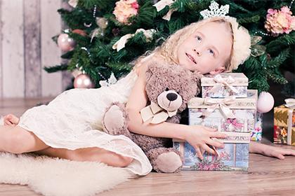 019年4月14号午时出生的女孩如何起名"