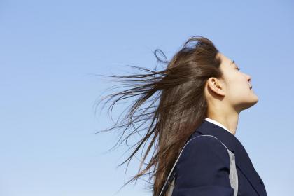 姓荀女孩起名，姓荀女孩好听的名字