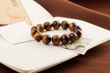 姓薛男孩霸气时尚的名字大全