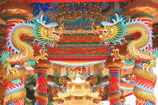 1976年属龙人2021年运势运程 1976年属龙2021年运势每月运程解析