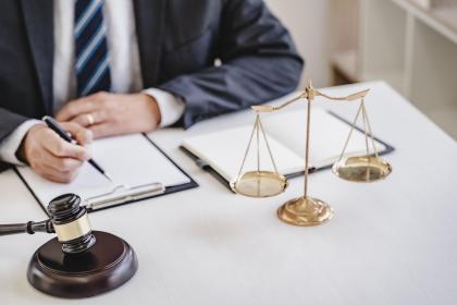 021年农历七月三十日是签约黄道吉日吗？"