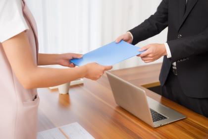 021年农历七月三十日是签约黄道吉日吗？"